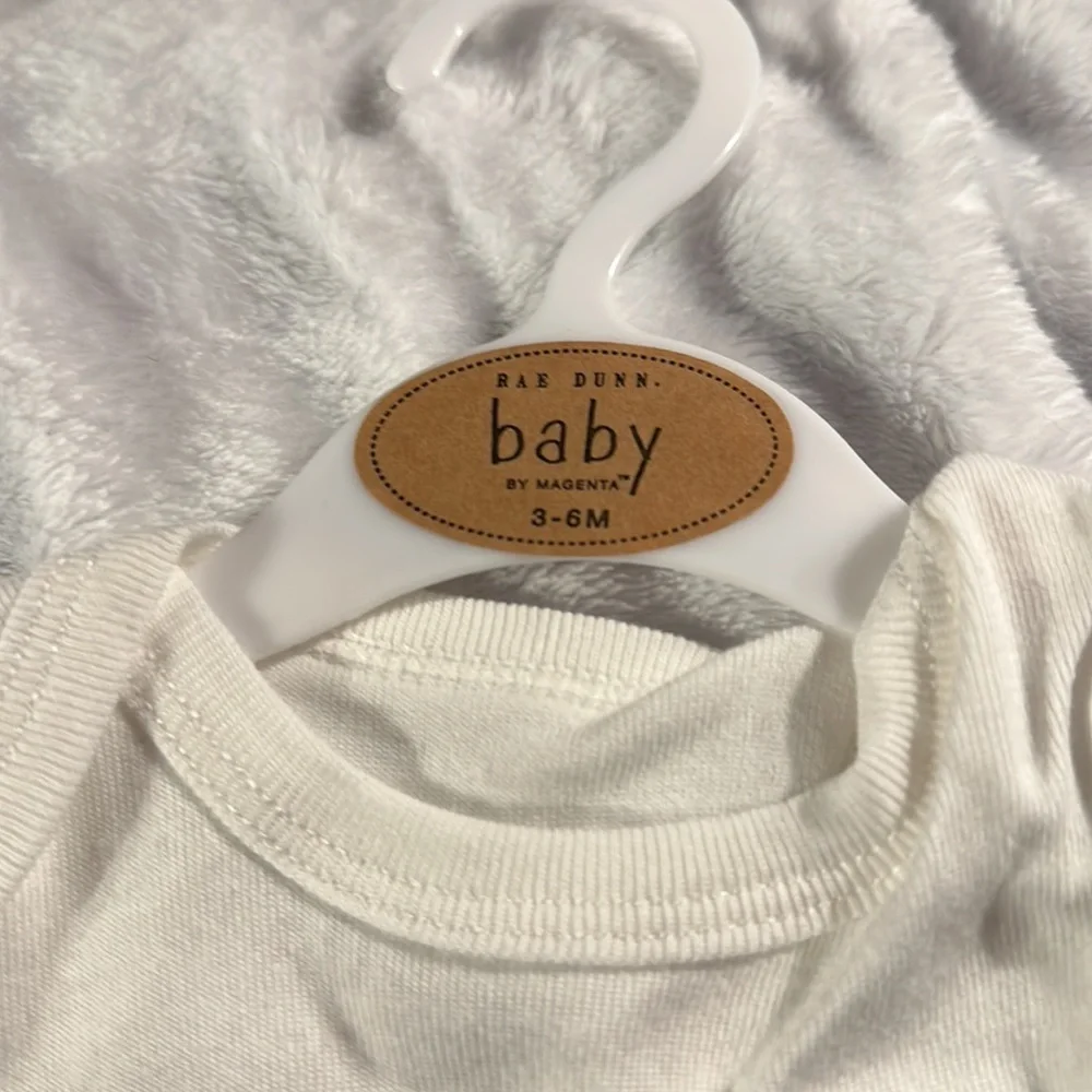 Rae Dunn “Mama’s Lucky Charm” PJ SET